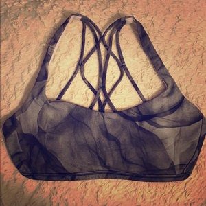 🍋Lululemon Free To Be Wild Sports Bra & Bag🤍🖤